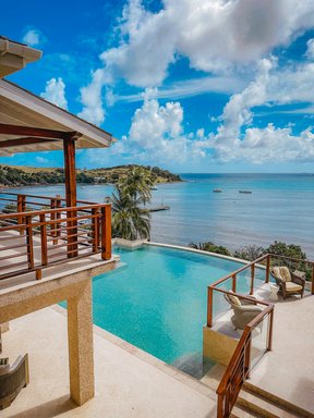 13 VIP Suite - Rock Villa