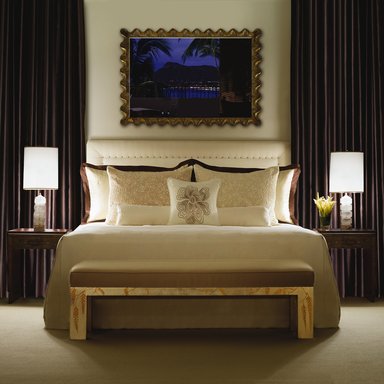 Halekulani Suite