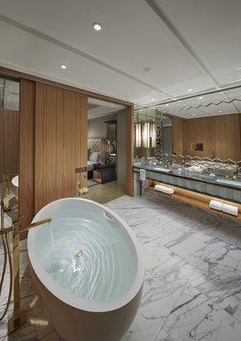 Premier Sea View Suite
