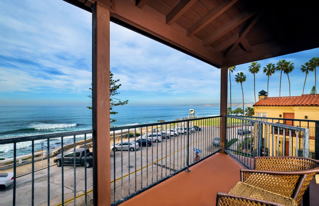  Pantai Inn  Luxury hotel  in La Jolla San Diego 