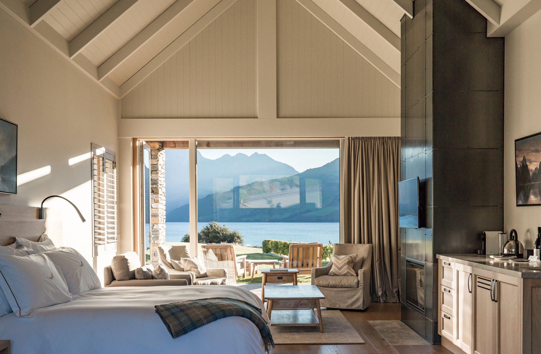 Blanket Bay, Luxury Hotel in Queenstown, New Zealand SLH